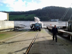 Rig craned onto deck